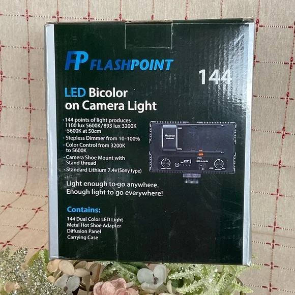 Flashpoint 144 Dimmable Bi-Color High-Power LED Camera Light Panel - FPLCL144B - Picture 3 of 6